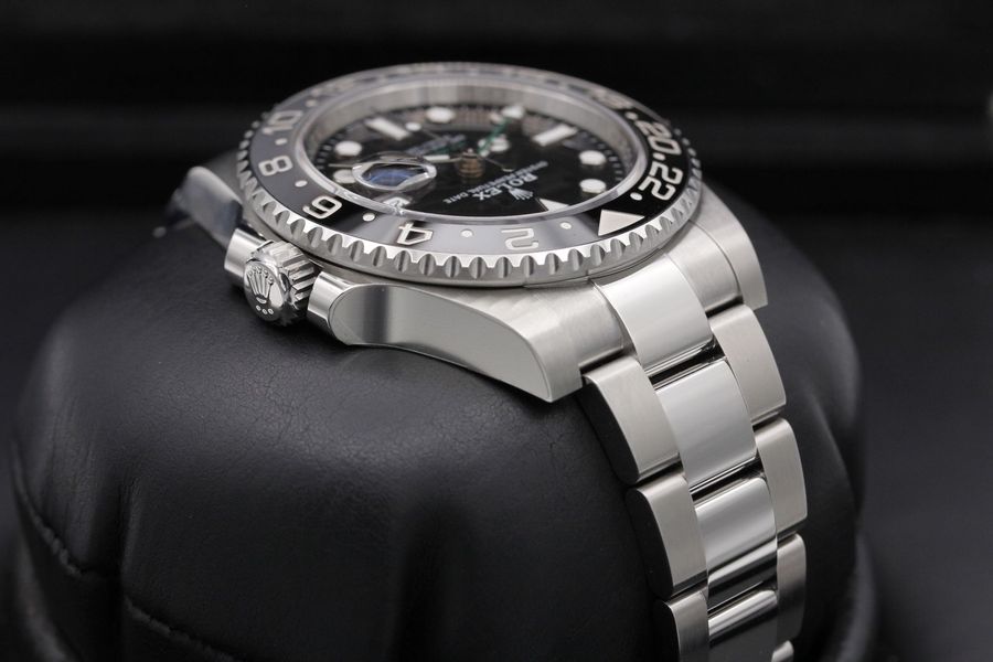 Rolex GMT Master II 126710 GRNR